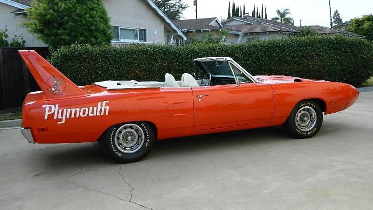 The Plymouth Superbird And Dodge Charger Daytona Chrysler ...