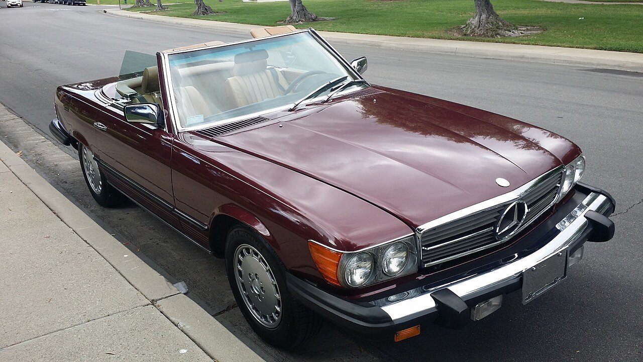 Get In And Out Of A Mercedes Benz Sl Get In And Out Of A Mercedes Benz Sl