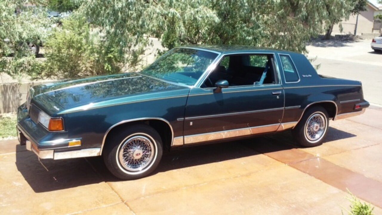 1988 Oldsmobile Cutlass Supreme Classic Brougham Coupe for sale near Rio Rancho, New Mexico 