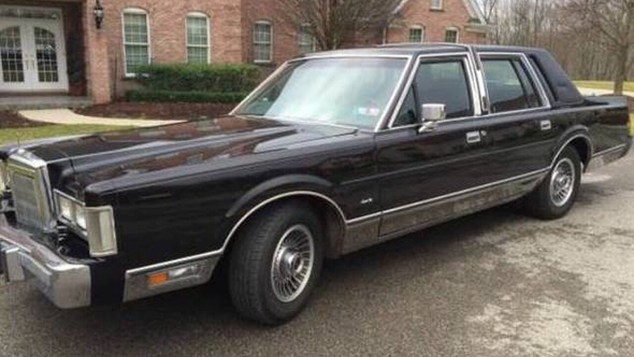 1988 lincoln Town Car Signature for sale near Woodland Hills ...