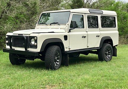 Land Rover Defender Classics for Sale - Classics on Autotrader