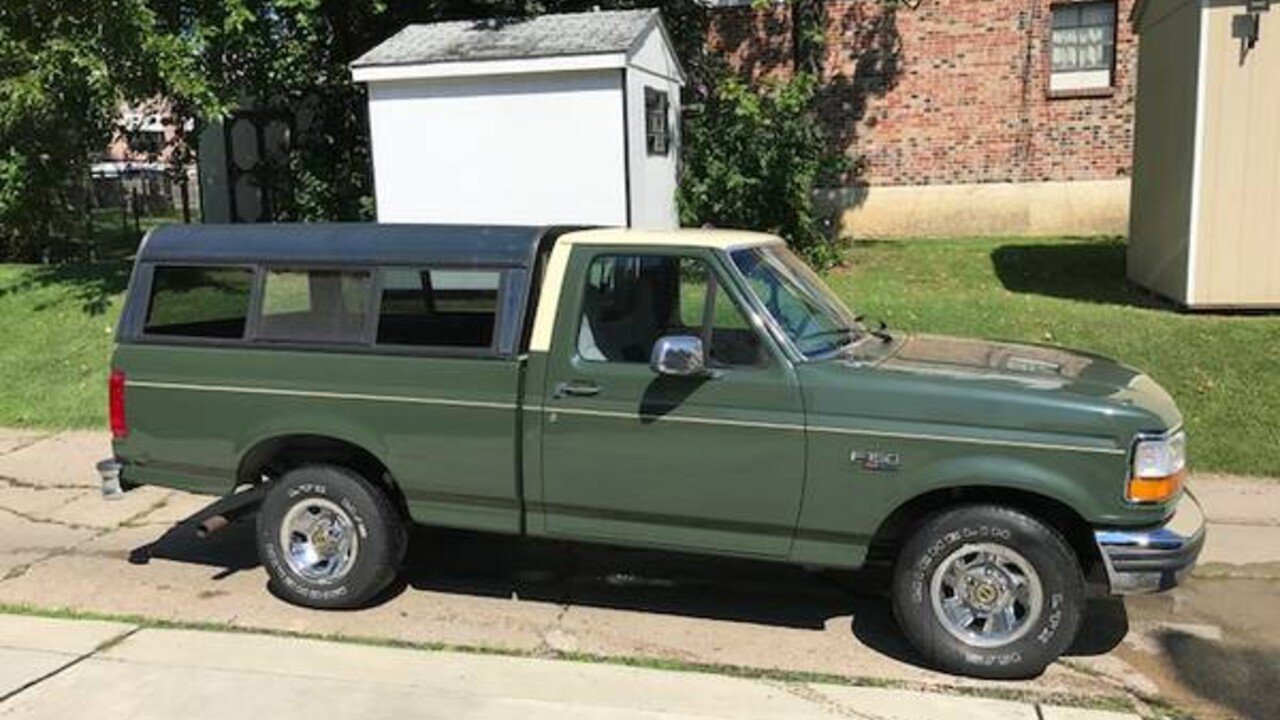 1995 Ford F150 2WD Regular Cab