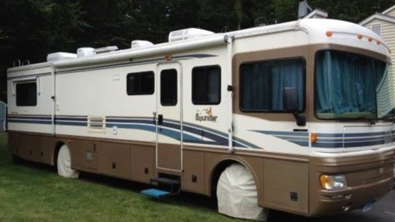 1999 Fleetwood Motorhome